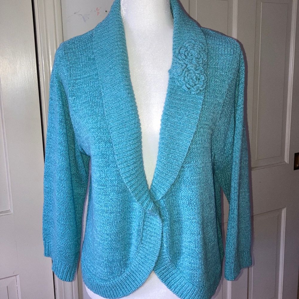 One Button Sweater with Yarn Flower Applique